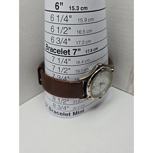 Wenger SAK Design Swiss Army Field Watch Quartz Date 100M White Dial New Battery - Picture 8 of 15